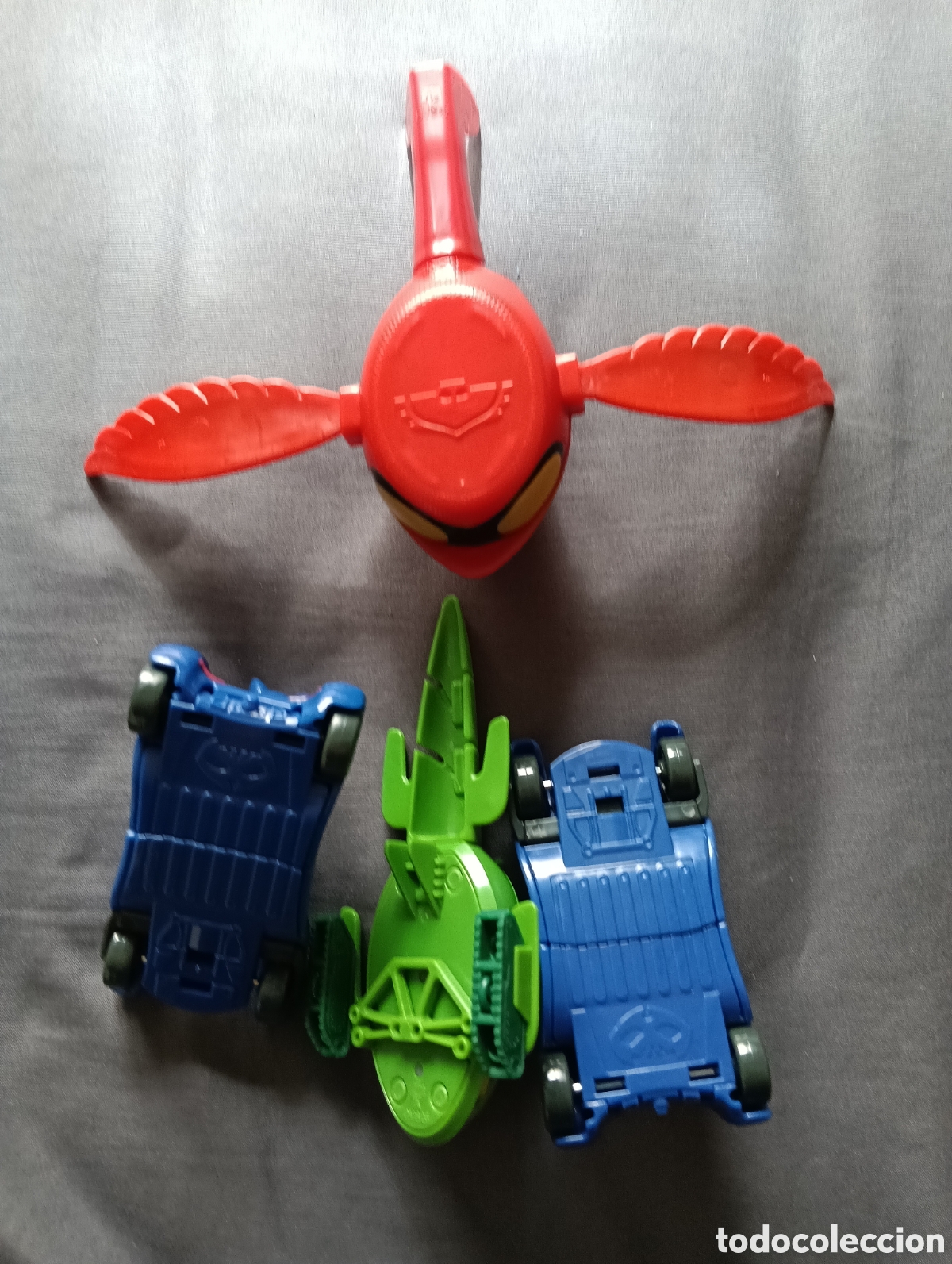 Figuras de acci&oacute;n: Figuras de Huevos Kinder usadas - Foto 5
