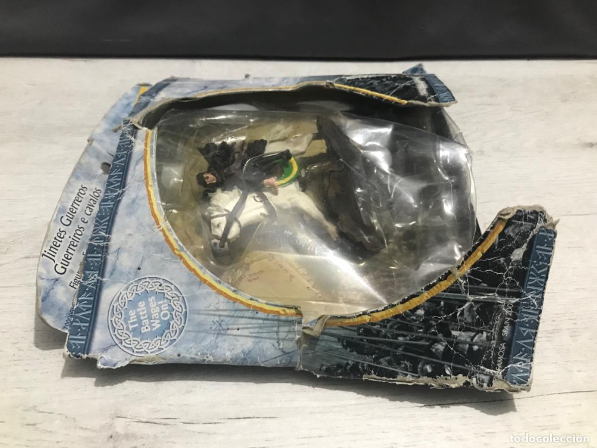 Figuras de acci&oacute;n: Bl&iacute;ster del se&ntilde;or de los anillos Eowy y Merry a caballo - Foto 13