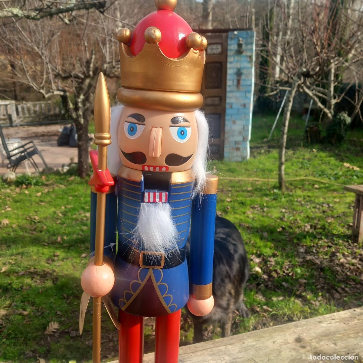 Figuras de acci&oacute;n: Cascanueces monumental de 60 cms - Foto 2