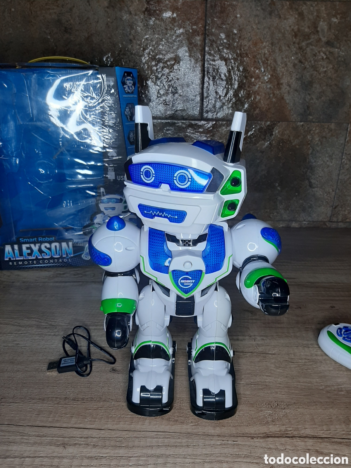 Figuras de acci&oacute;n: Robot Allen pr&aacute;cticamente nuevo - Foto 4