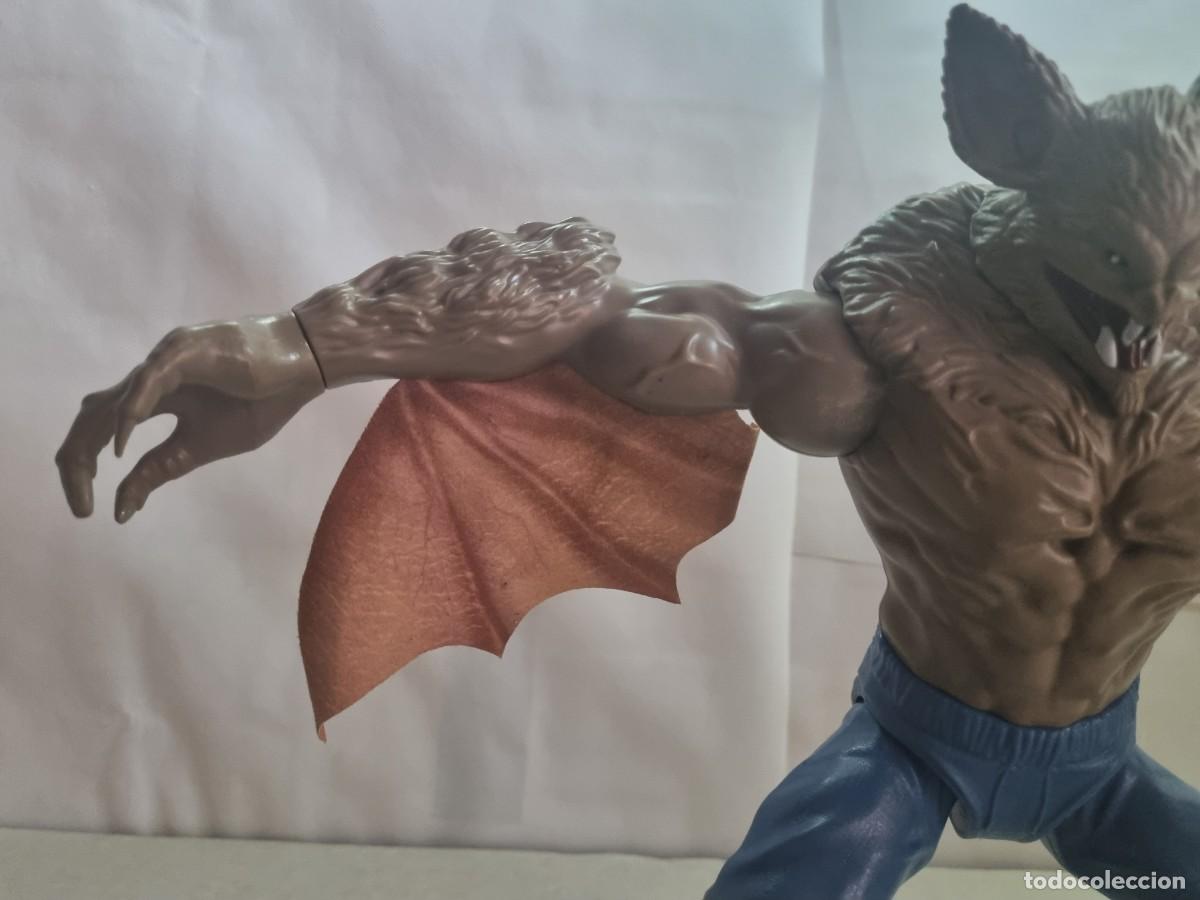 Figuras de acci&oacute;n: Figura Man-Bat de Batman - Foto 6