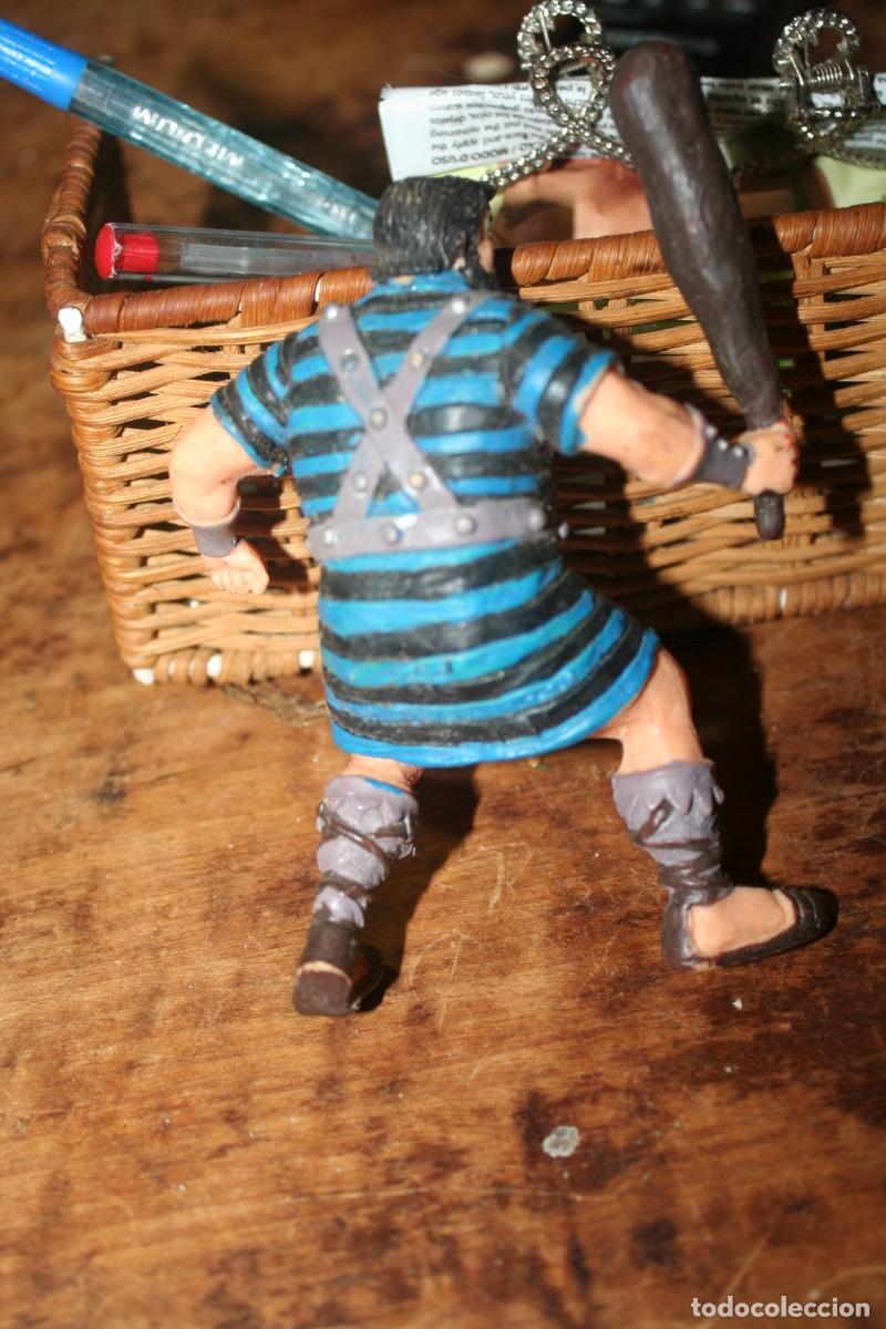 Figuras de acci&oacute;n: mu&ntilde;eco capitan trueno - Foto 3