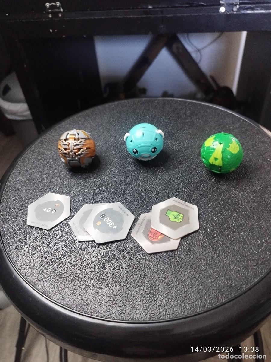 Figuras de acci&oacute;n: Lote de 3 Bakugan + cartas - Foto 5
