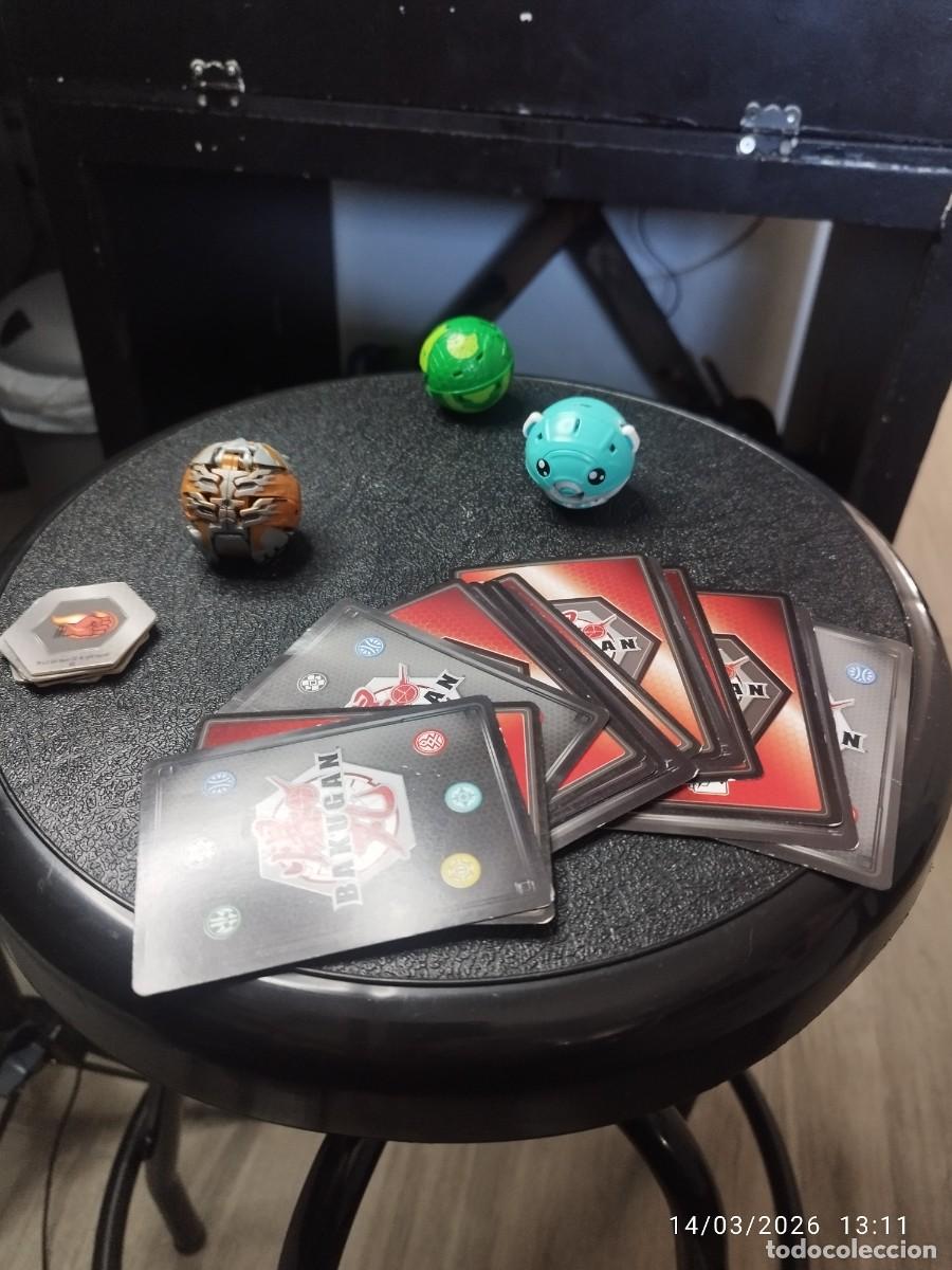 Figuras de acci&oacute;n: Lote de 3 Bakugan + cartas - Foto 6