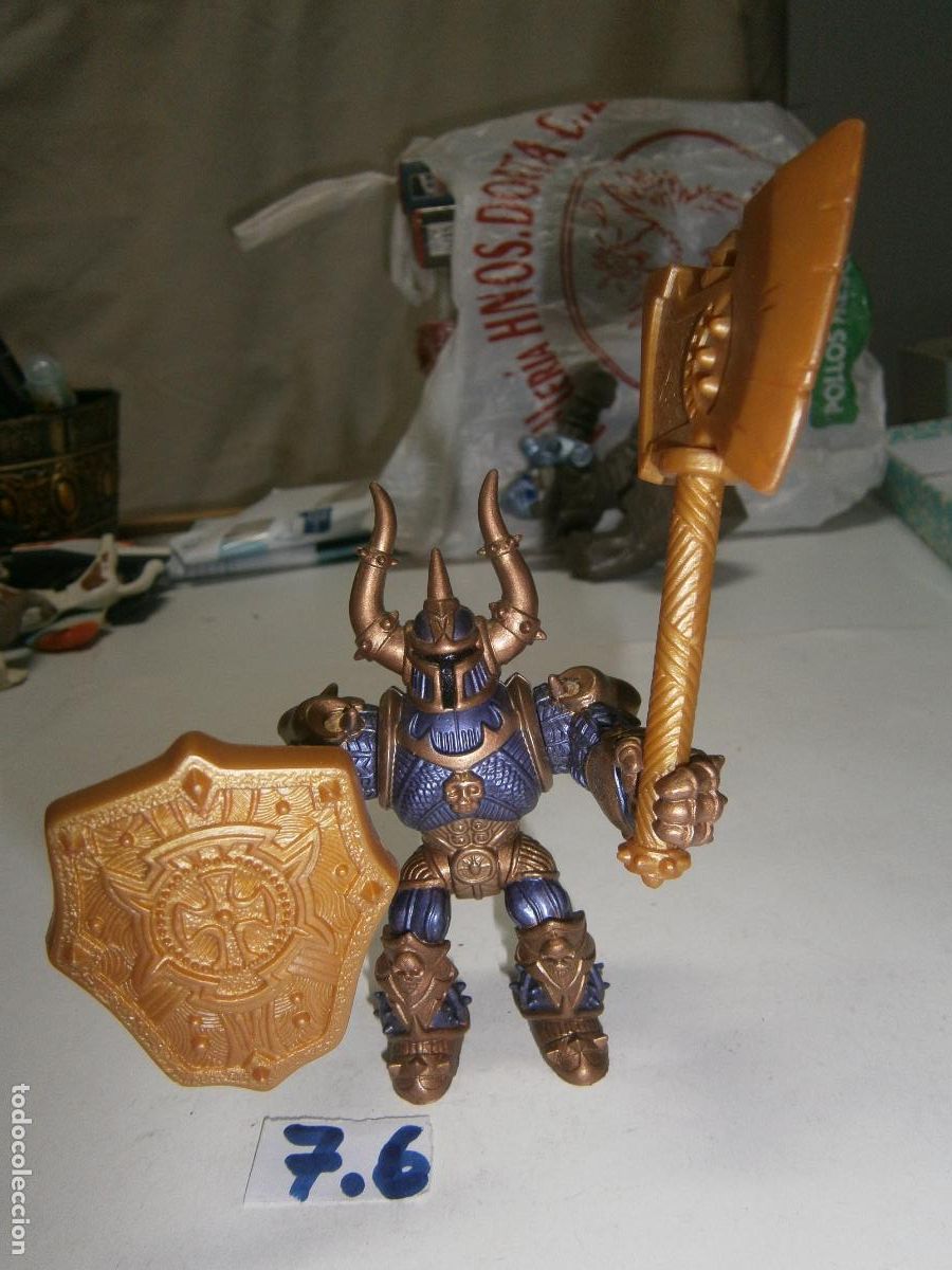 Figuras de acci&oacute;n: FIGURA DE ACCION - GUERRERO MEDIEVAL