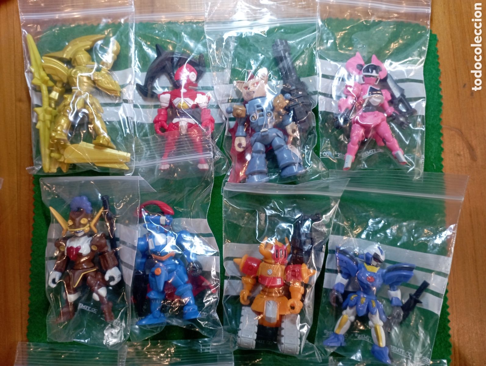 Figuras de acci&oacute;n: Lote 22 figuras diferentes de Little Battlers Experience compradas en Jap&oacute;n