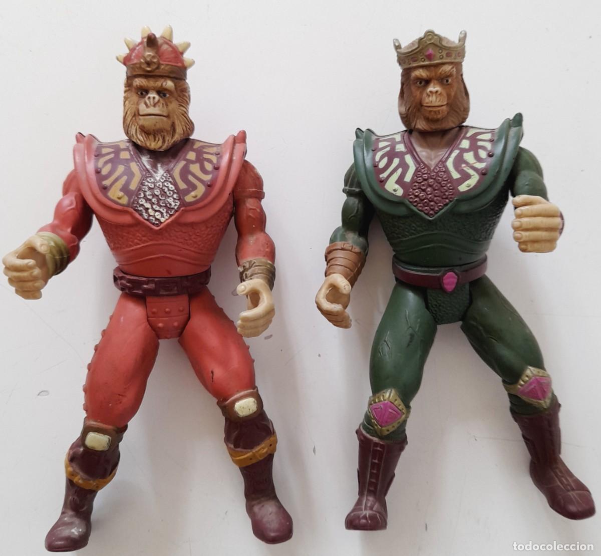 Figuras de acci&oacute;n: Dos figuras articuladas goma Bootleg Motu Apes Planeta de los Simios Rey 15cm