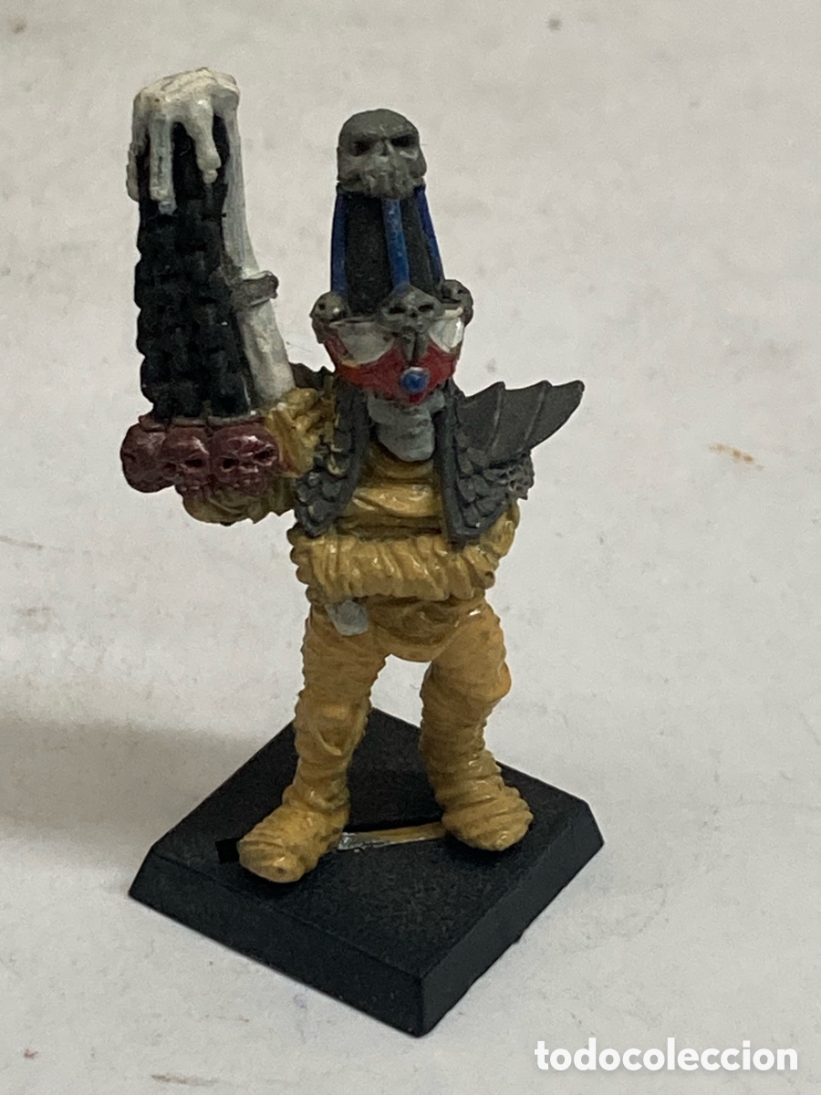 Figuras de acci&oacute;n: Esta figura es un Enano del Caos Warhammer Fantasy de Games Workshop
