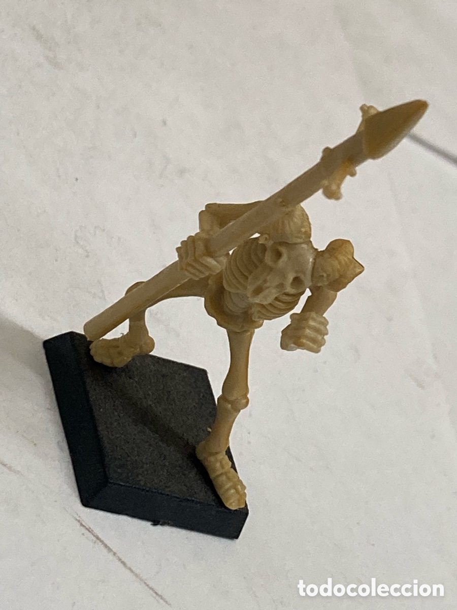 Figuras de acci&oacute;n: Figura esqueleto Hero Quest Warhammer Citadel games workshop