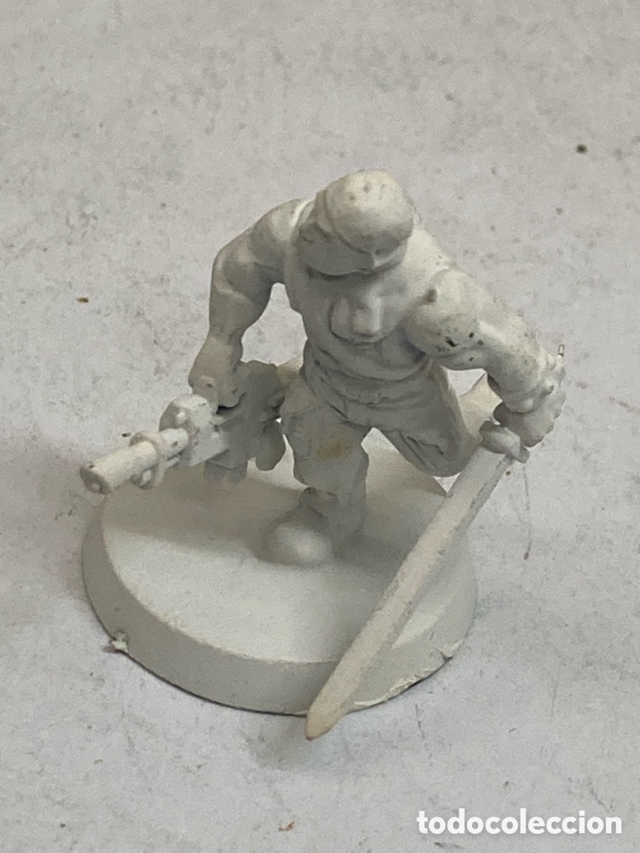 Figuras de acci&oacute;n: Miniatura de fantas&iacute;a o ciencia ficci&oacute;n para juegos de rol o wargames