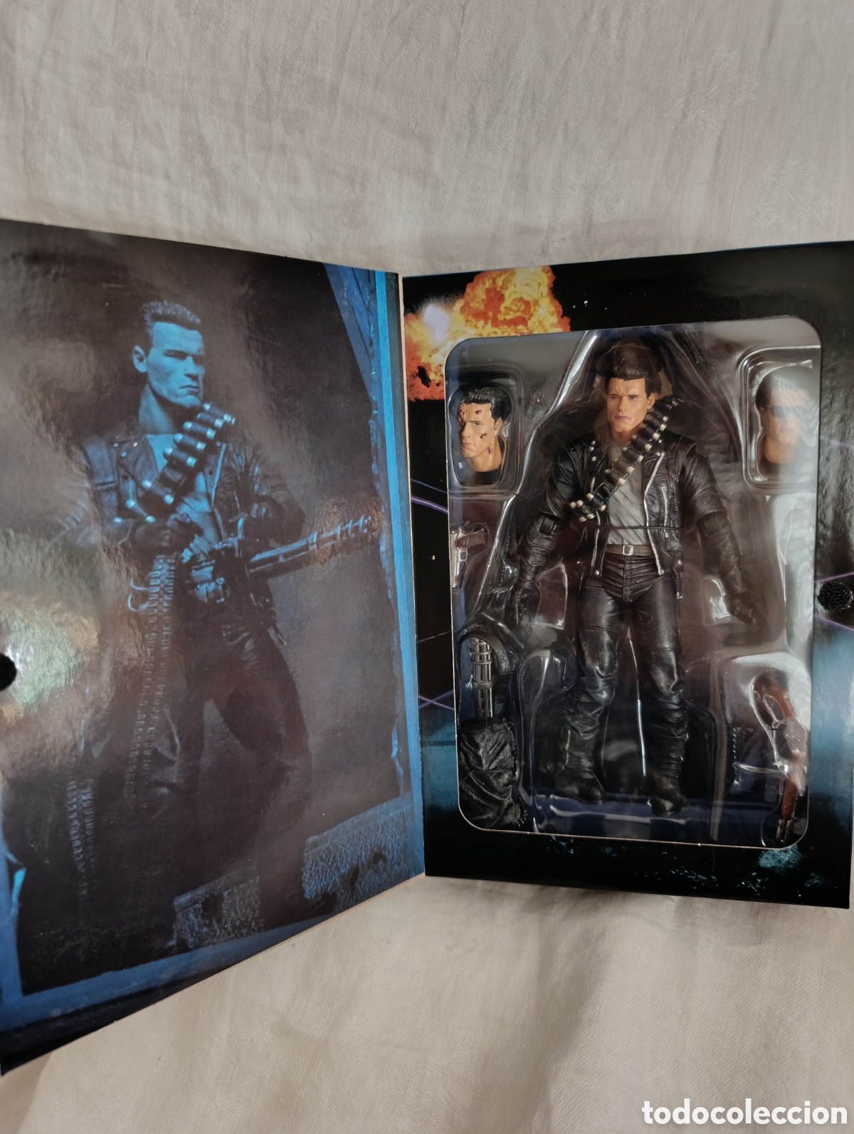 Figuras de acci&oacute;n: Terminator 2: Judgment Day.T-800,de NECA.