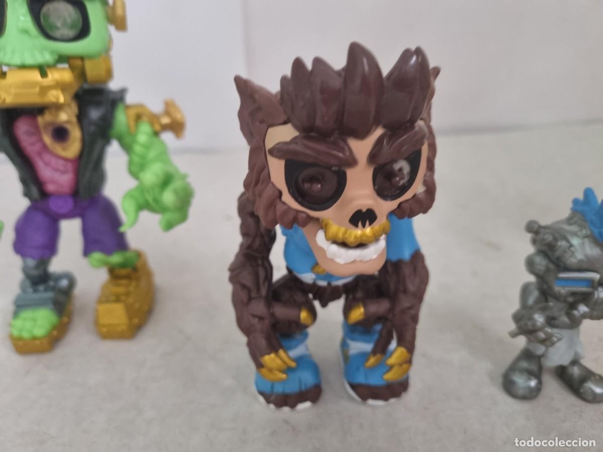 Figuras de acci&oacute;n: Lote de 4 Monstruos Treasure y accesorios - Foto 3