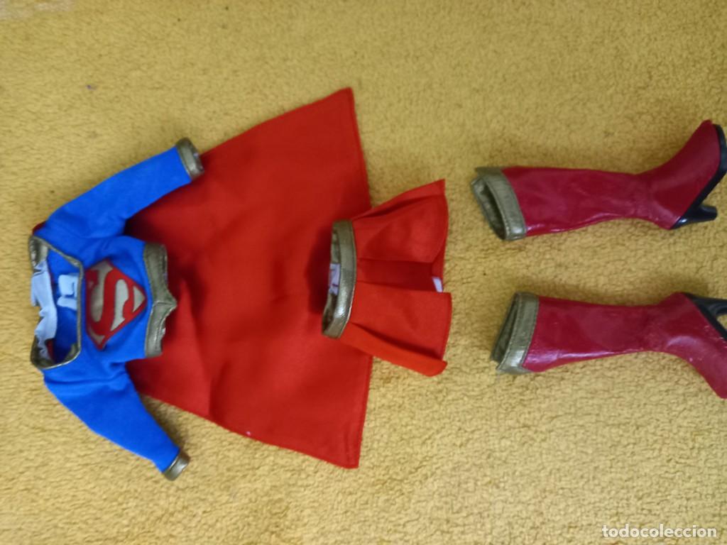 Figuras de acci&oacute;n: Pack de ropas y complementos para figuras femeninas de acci&oacute;n 1/6