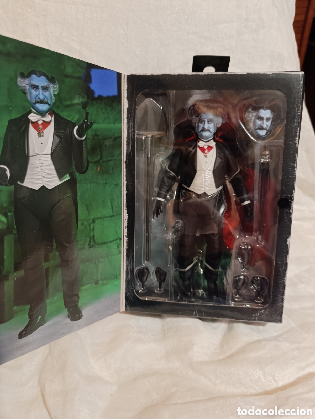 Figuras de acci&oacute;n: &nbsp;acci&oacute;n&nbsp;Ultimate The Count&nbsp;de la pel&iacute;cula de Rob Zombie,&nbsp;The Munsters, fabricada por&nbsp;NECA