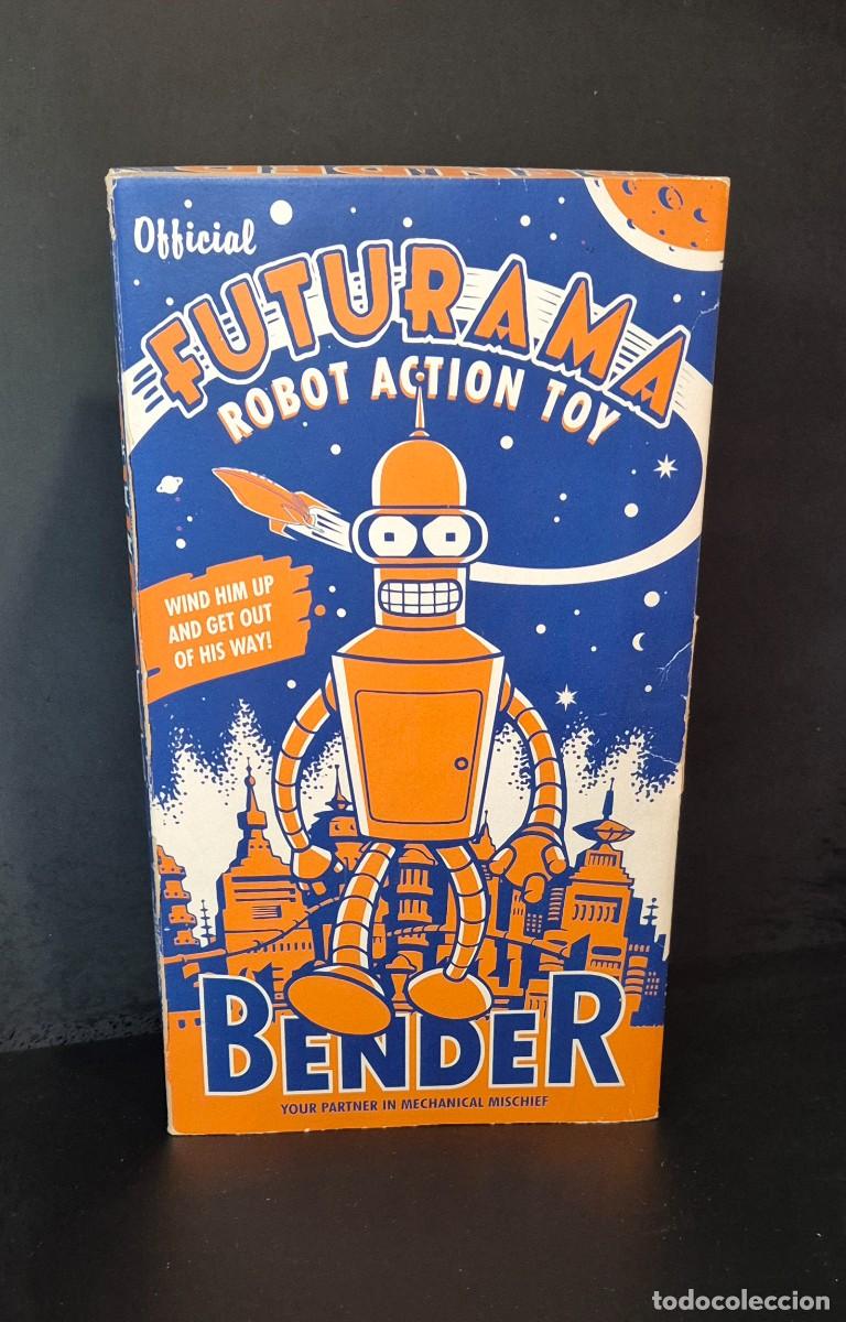 Figuras de acci&oacute;n: ROBOT BENDER FUTURAMA A RESTAURAR EN CAJA MIRAR LAS FOTOS, FALTA LLAVE Y NO SE SI FUNCIONA
