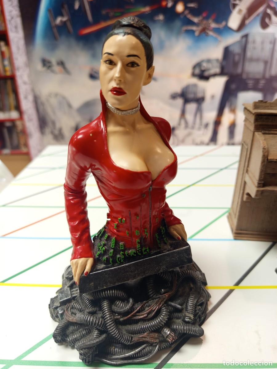 Figuras de acci&oacute;n: Gentle Giant The Matrix Revolutions / Persephone Mini Bust Statue / Monica Bellucci