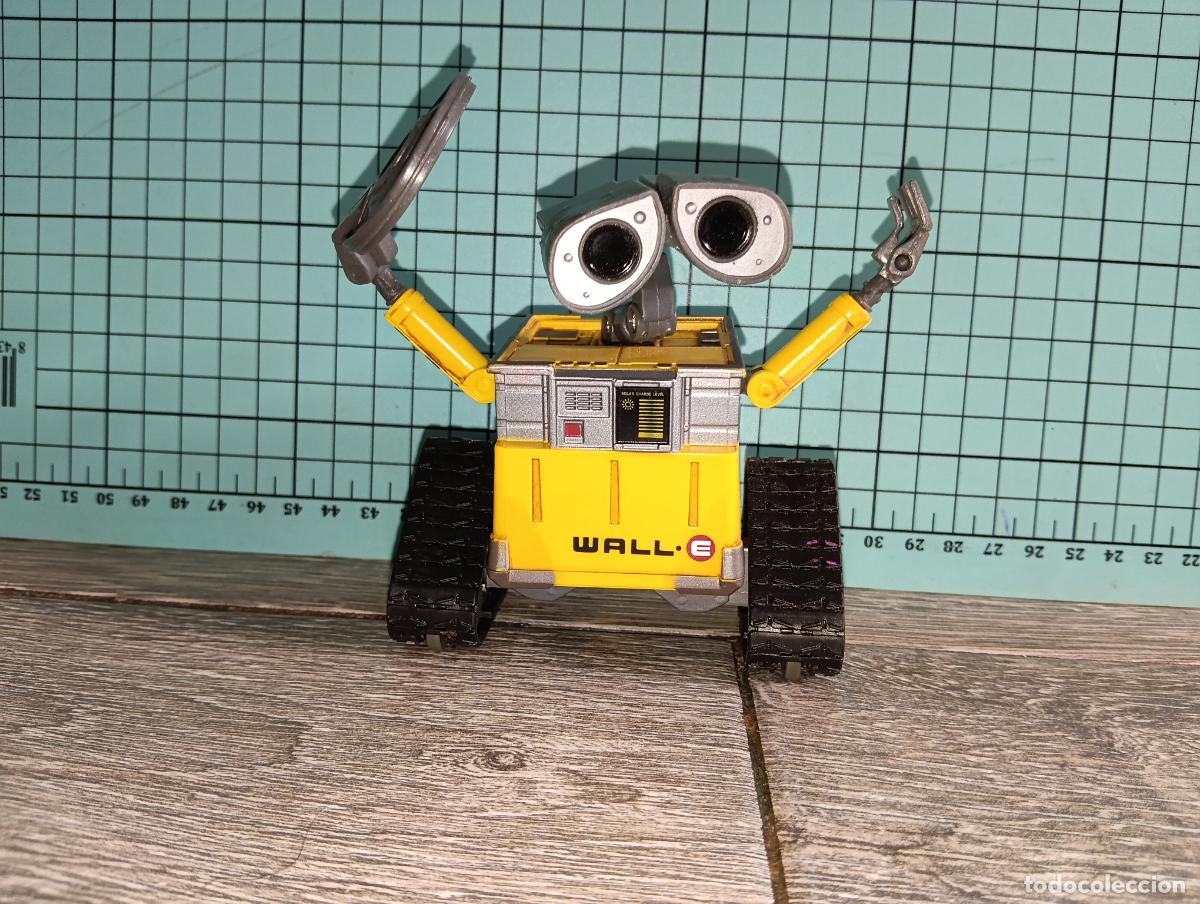 Figuras de acci&oacute;n: mu&ntilde;eco figura robot wall e disney pixar