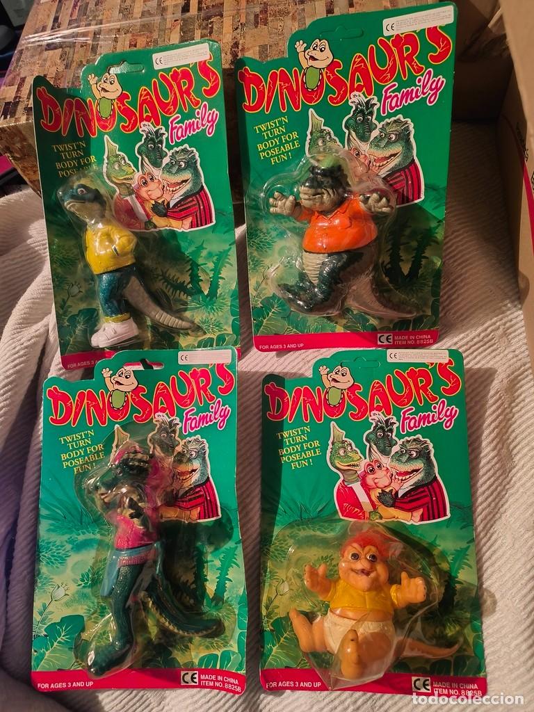Figuras de acci&oacute;n: LOTE BLISTERS DINOSAURS FAMILY BOOTLEG DINOSAURIOS DISNEY HENSON