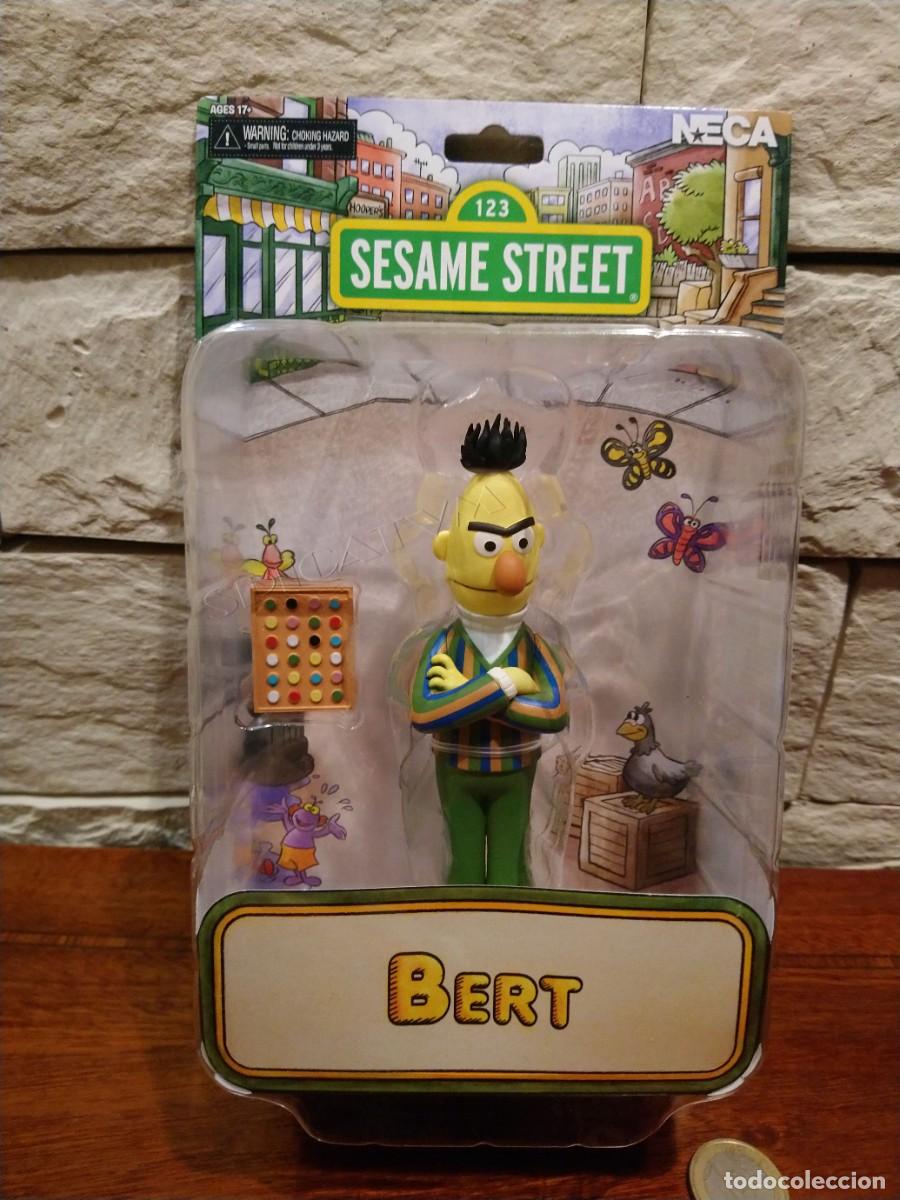 Figuras de acci&oacute;n: BARRIO SESAMO - BLAS- SESAME STREET - BERT - NECA - FIGURA - TOONY CLASSICS - NUEVA -