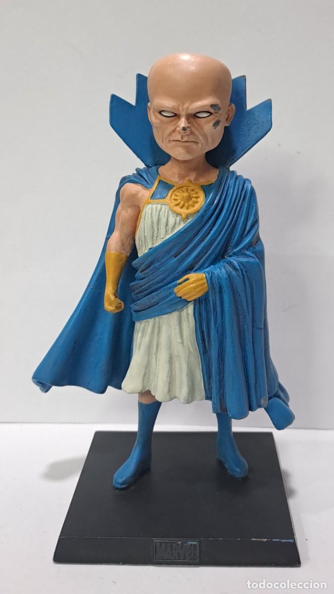 Figuras de acci&oacute;n: Eaglemoss Marvel The Watcher El Vigilante