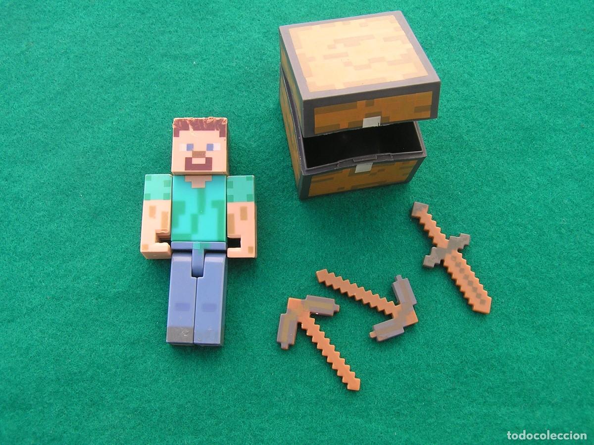 Figuras de acci&oacute;n: Lote Minecraft: personaje articulado Steve+ cofre con apertuta+ espada+2 picos.