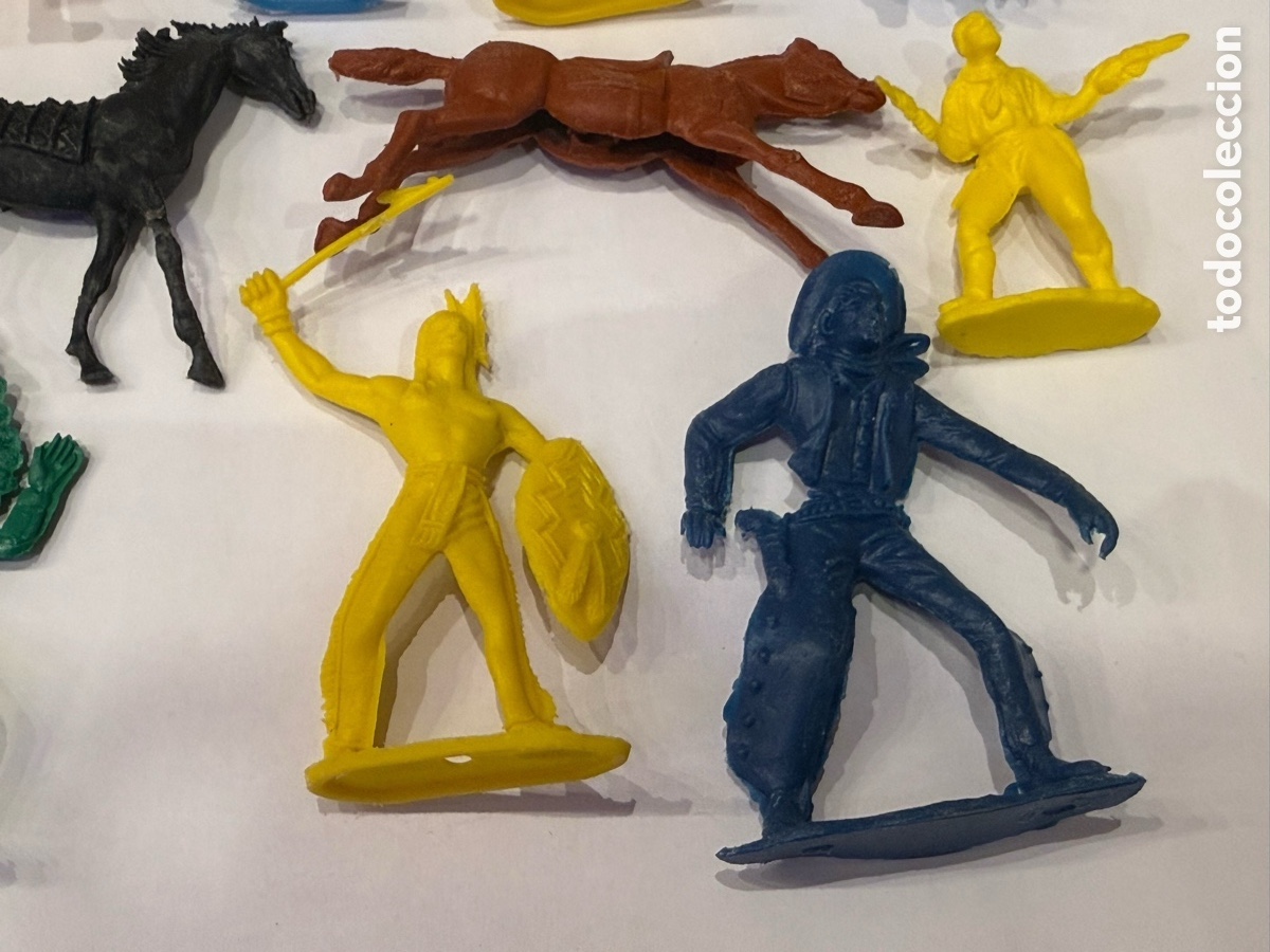 Figuras de acci&oacute;n: LOTE DE FIGURAS INDIOS Y VAQUEROS ANTIGUOS algunos de COMANSI - Foto 4