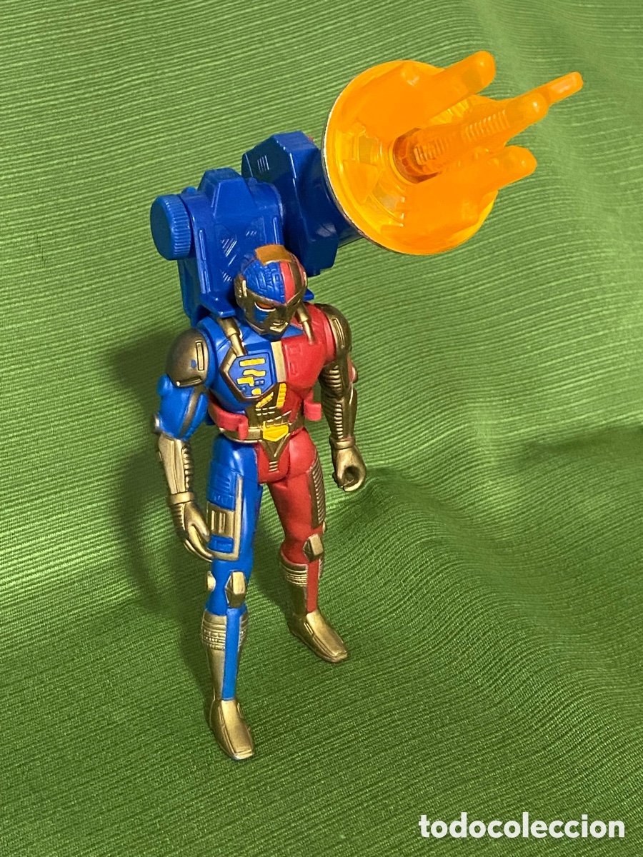 Figuras de acci&oacute;n: Figura Saban&rsquo;s VR TROOPER, deluxe mega tech Ryan Steele.