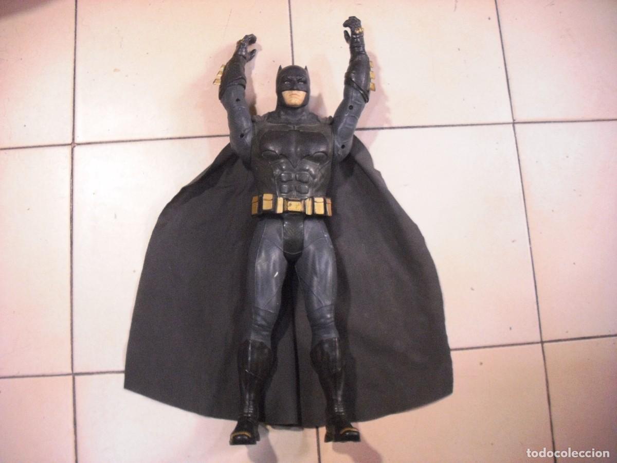 Figuras de acci&oacute;n: FIGURA DE BATMAN, GRAN TAMA&Ntilde;O 48 CM , SERIE LIMITADA . CAPA DE TELA