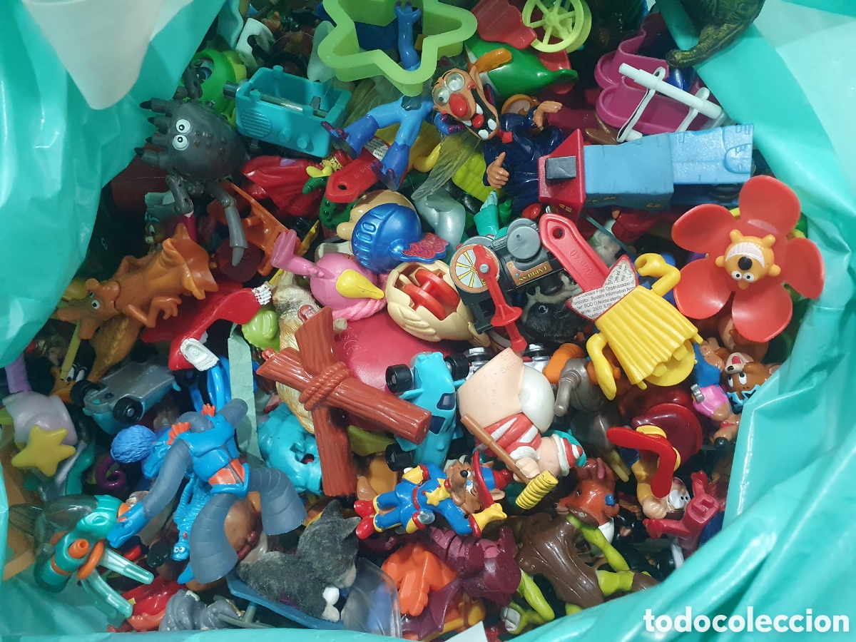 Actionfiguren: Gran lote de mu&ntilde;ecos juguetes figuras variadas a clasificar. (L40)