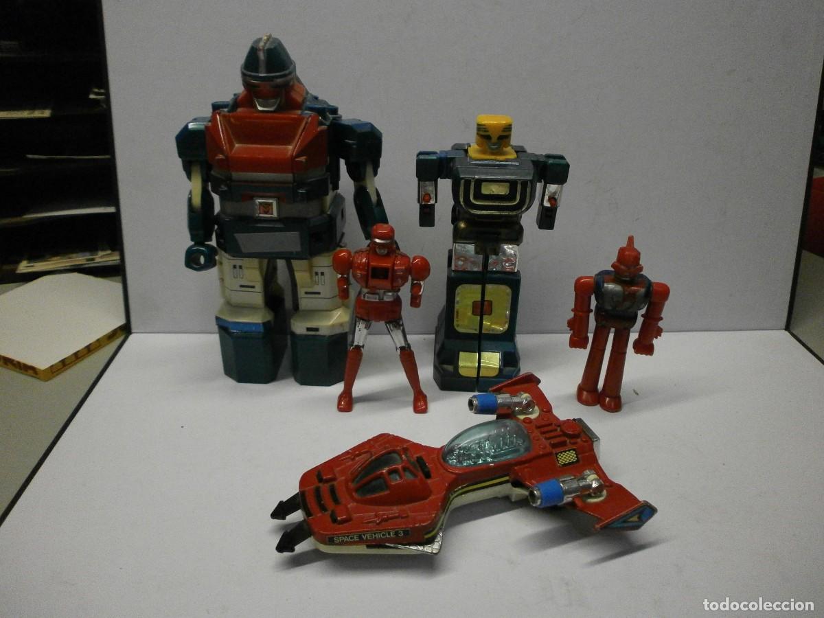 Figuras de acci&oacute;n: muy dificiles de conseguir lote de robots japoneses a&ntilde;os 80 godtron y 1 de nacoral