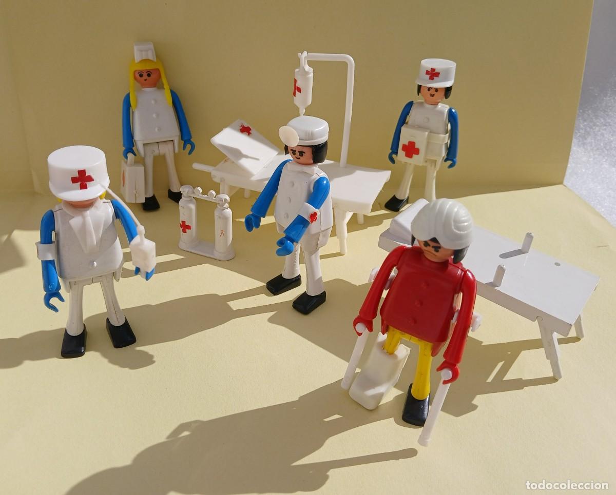 Figuras de acci&oacute;n: Play big (Playbig), Play Kit o Cefa Boys. Conjunto sanitarios. Modelo 1&ordm;