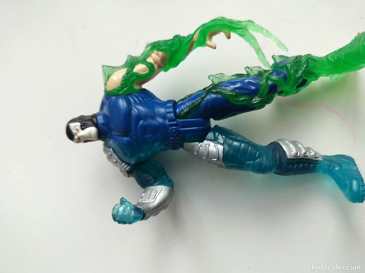 Figuras de acci&oacute;n: Bane Kenner Trasl&uacute;cido
