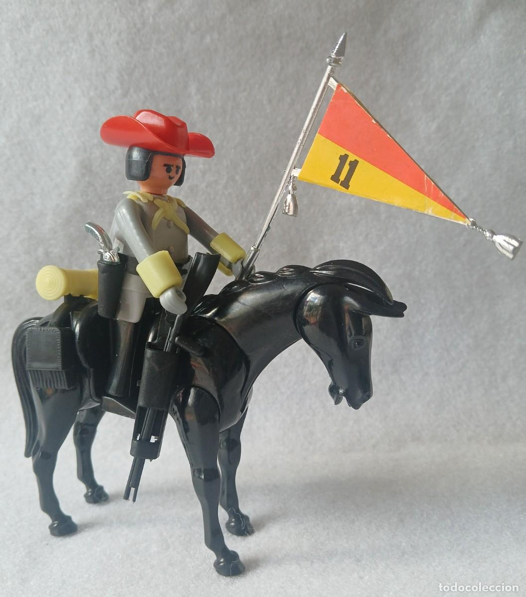 Figuras de acci&oacute;n: Play big (Playbig), Play Kit o Cefa Boys. Oficial abanderado a Caballo Sudista (confederado) 2&ordm;