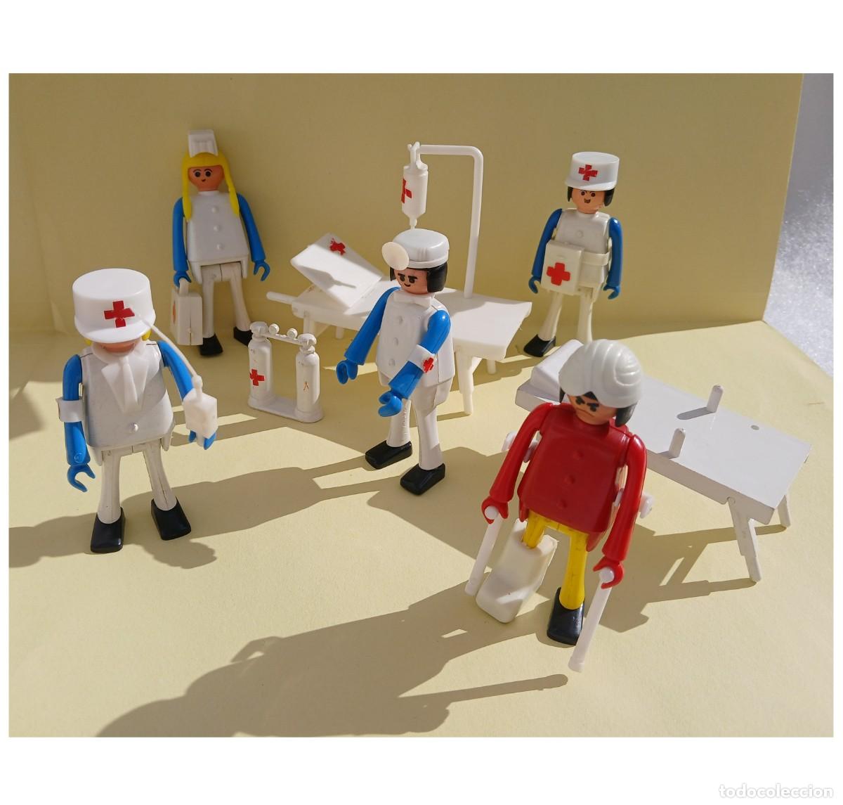 Figuras de acci&oacute;n: Play big (Playbig), Play Kit o Cefa Boys. Conjunto sanitarios. Modelo 1&ordm;