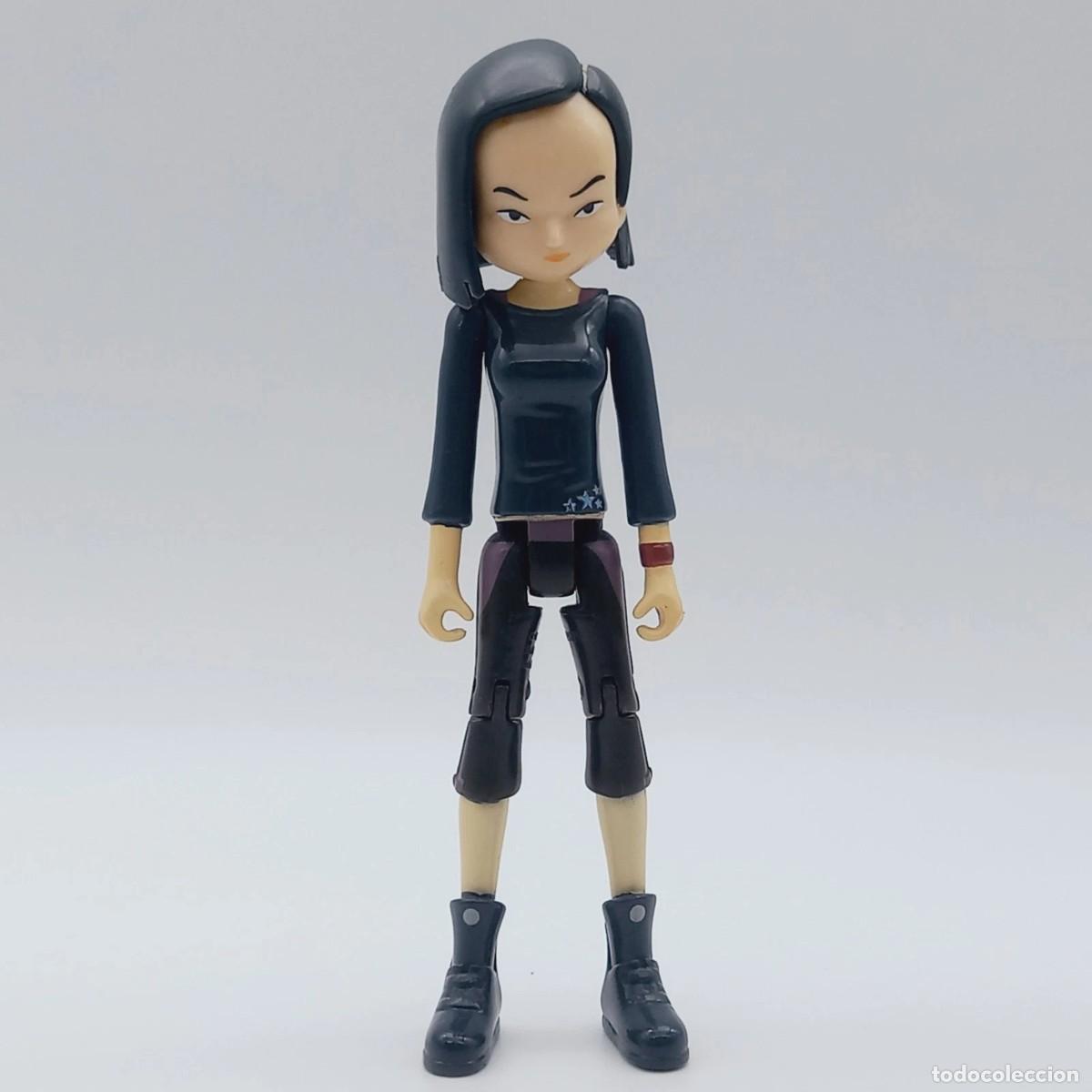 Action Figures: Mu&ntilde;eca articulada Lyoko Code Yumi Ishiyama REAL 2011 Simba original Spain muy rara
