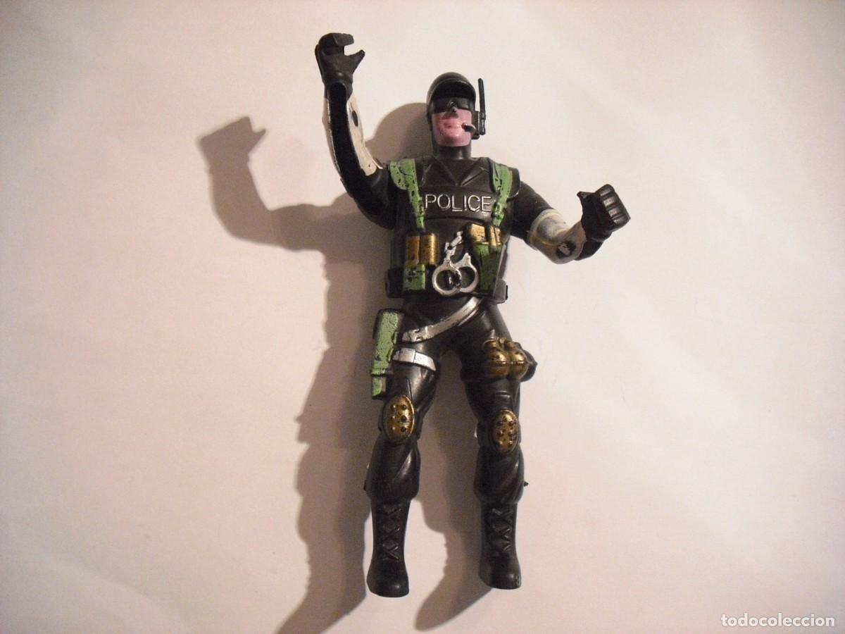 Actionfiguren: FIGURA DE POLICIA, PVD, MIDE 13,5 CM