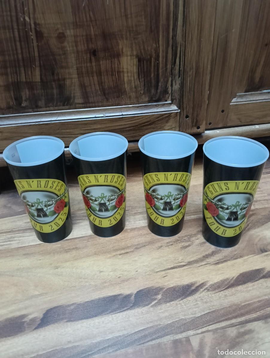 Figuras de acci&oacute;n: Lote de 4 Vasos Guns n&acute;roses tour 2025