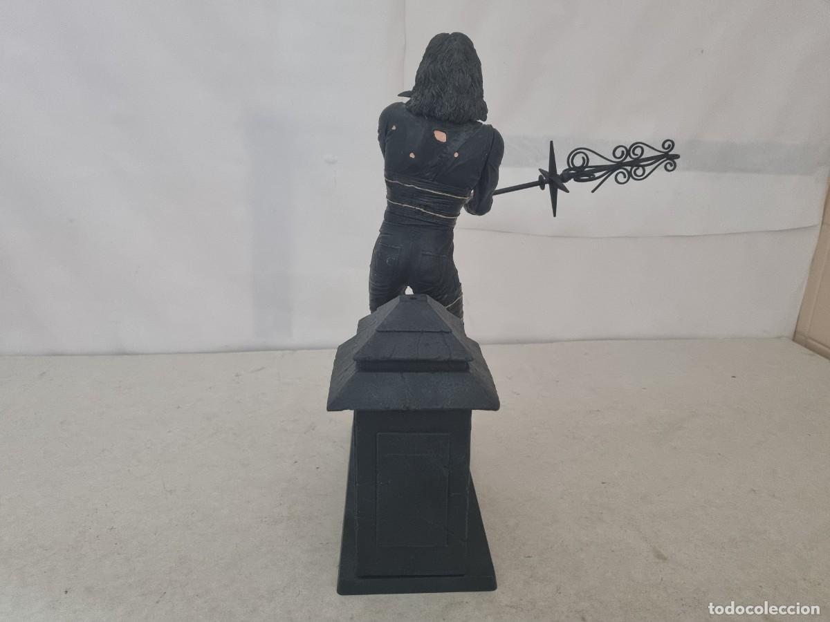 Figuras de acci&oacute;n: Figura El Cuervo Gran tama&ntilde;o - Foto 4