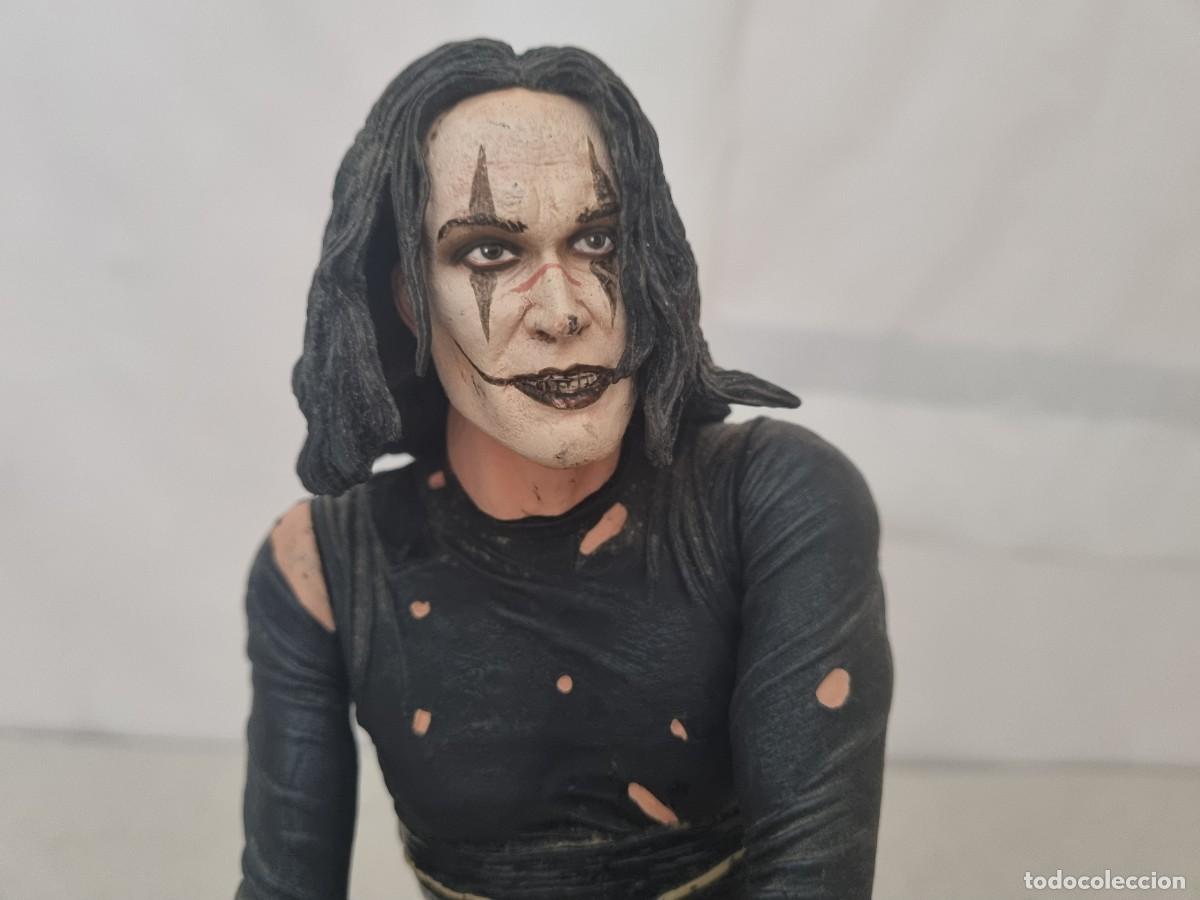 Figuras de acci&oacute;n: Figura El Cuervo Gran tama&ntilde;o - Foto 12