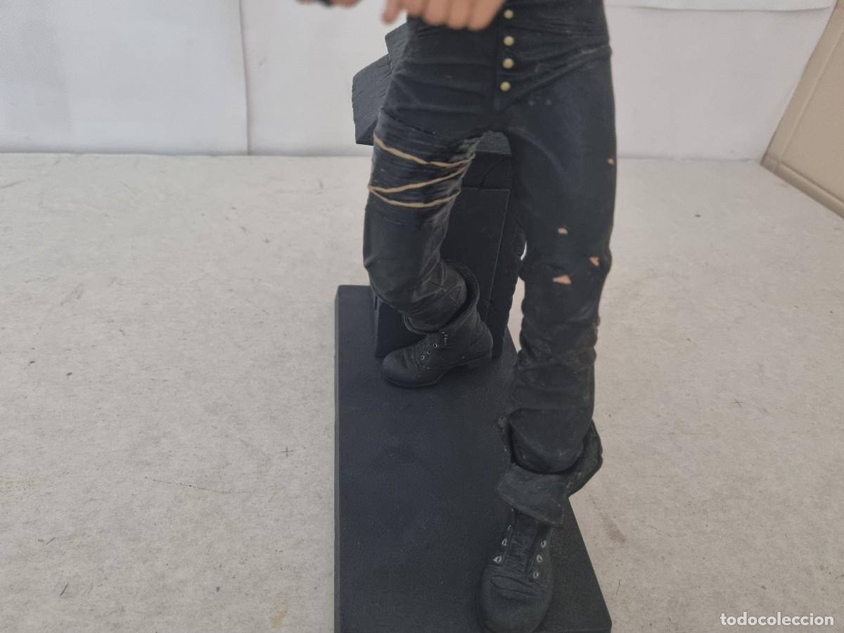 Figuras de acci&oacute;n: Figura El Cuervo Gran tama&ntilde;o - Foto 15