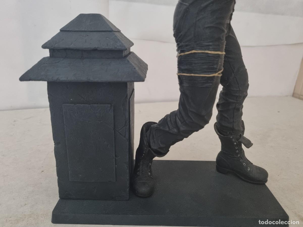 Figuras de acci&oacute;n: Figura El Cuervo Gran tama&ntilde;o - Foto 16
