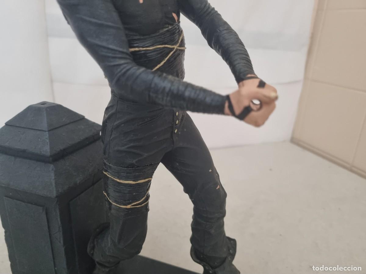 Figuras de acci&oacute;n: Figura El Cuervo Gran tama&ntilde;o - Foto 26