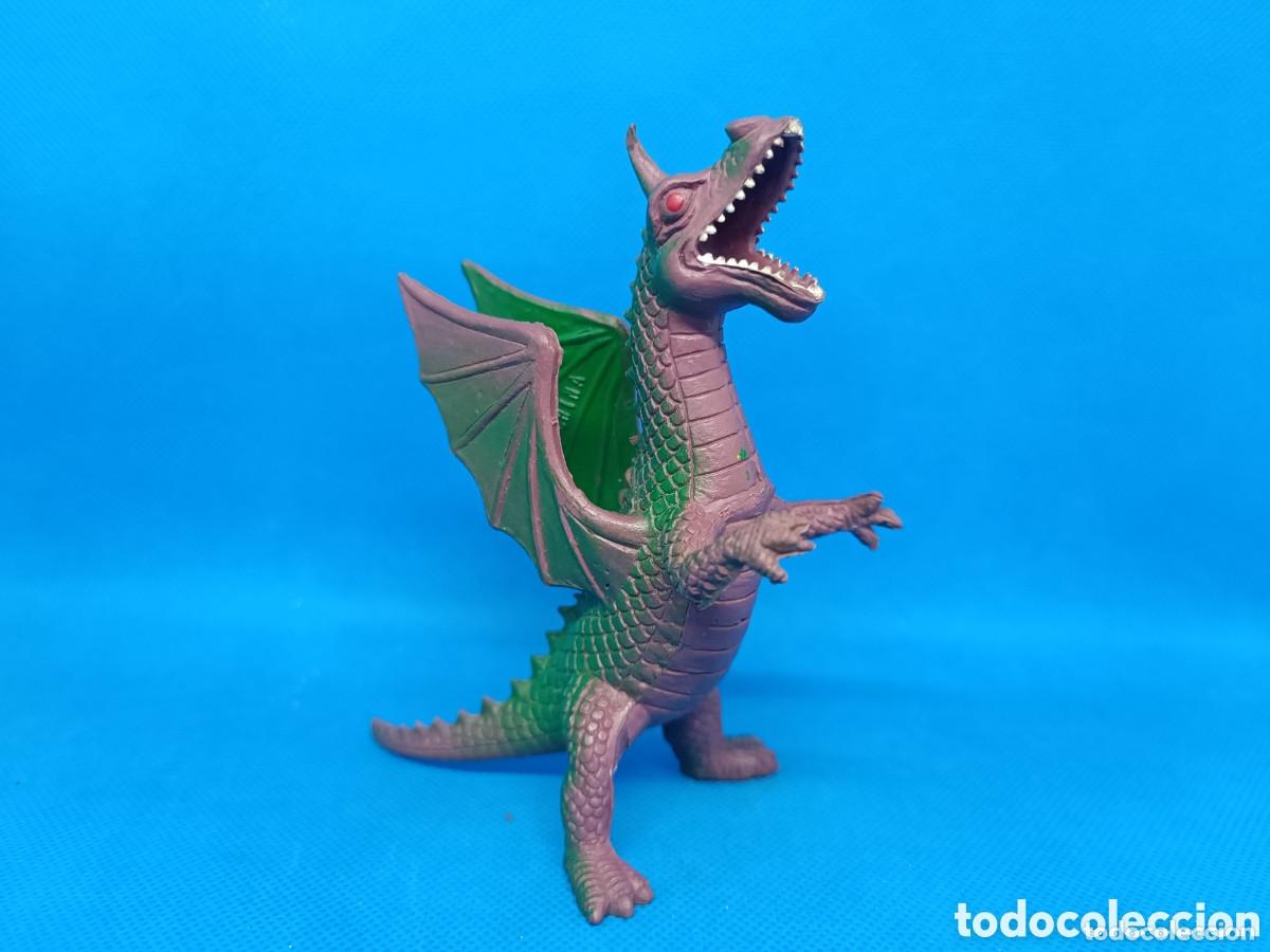 Figuras de acci&oacute;n: Figura goma Drag&oacute;n Bootleg con un cuerno