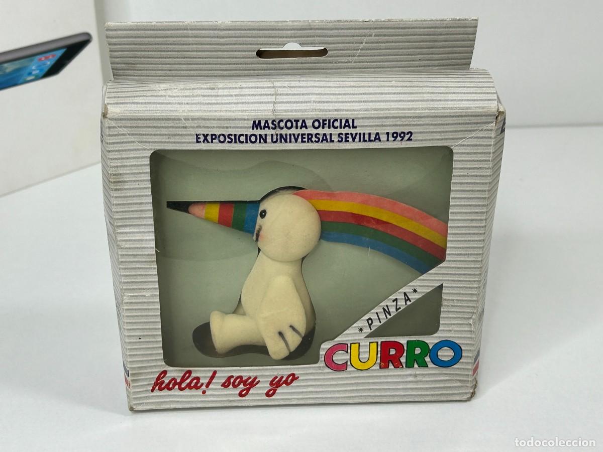 Figuras de acci&oacute;n: ANTIGUO CURRO EXPO 92 VIR CON CAJA