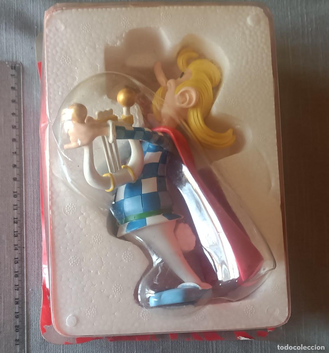 Figuras de acci&oacute;n: Figura Asuracenturix La Grande Galerie des Personnages Ast&eacute;rix Hachette 2013