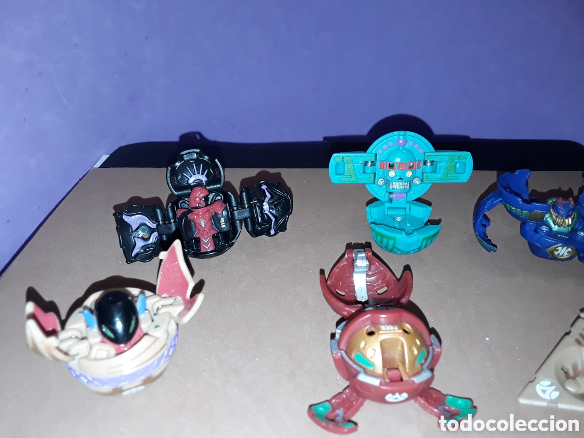 Figuras de acci&oacute;n: Lote de diferentes bakugan - Foto 2