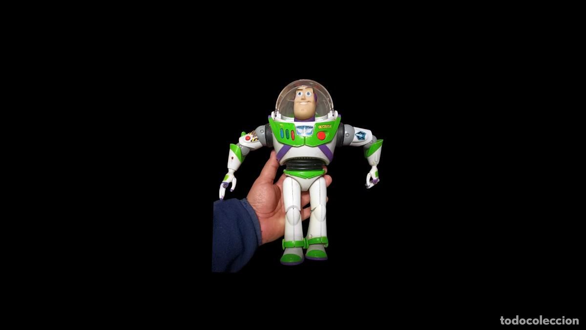 Actionfiguren: Figura Disney, Toy Story, Buzz Lightyear con Ala y Voz