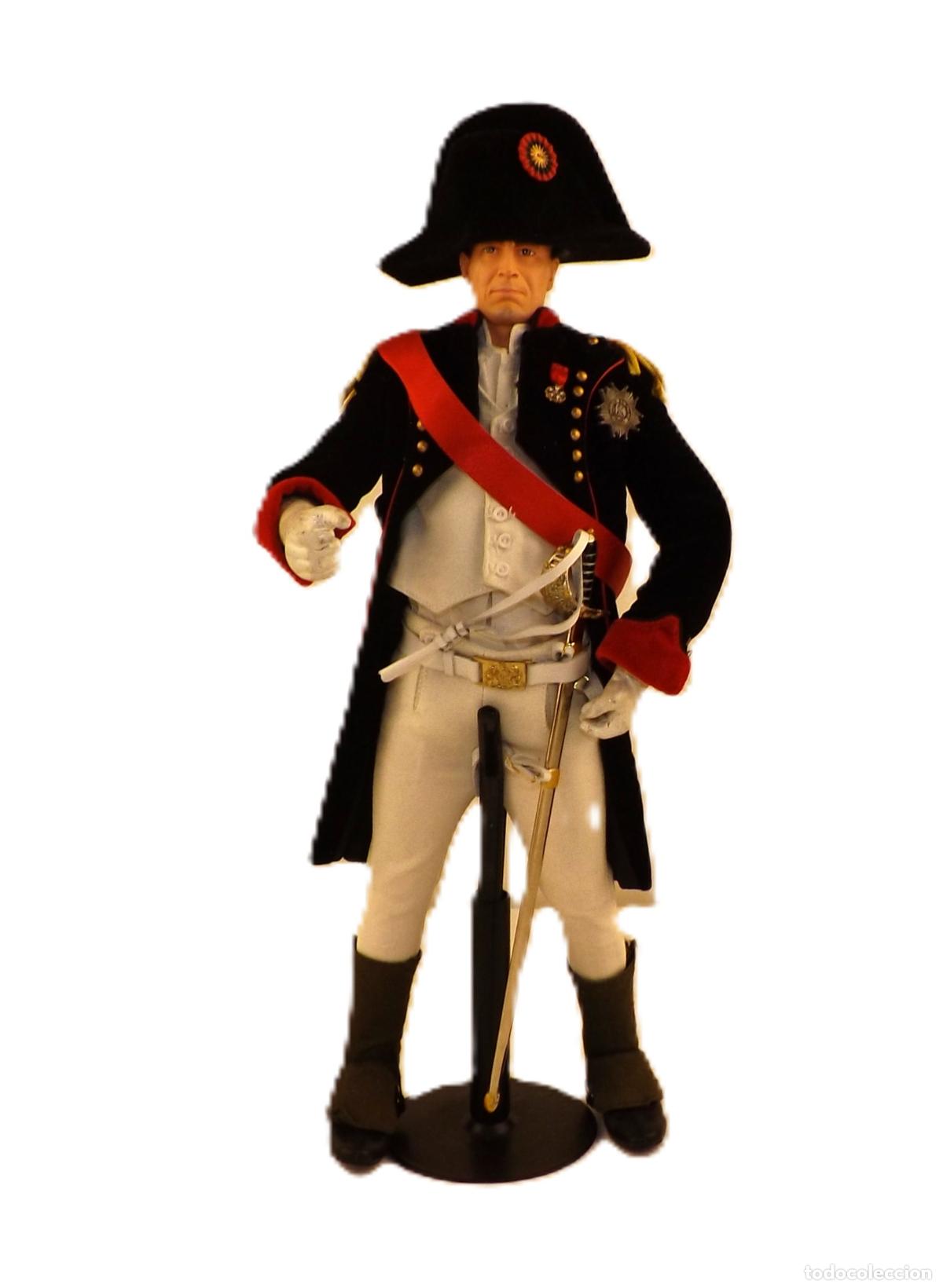 Figuras de acci&oacute;n: Dragon, DID, Hot Toys, Figura 1:6 con Traje Napole&oacute;n emperador