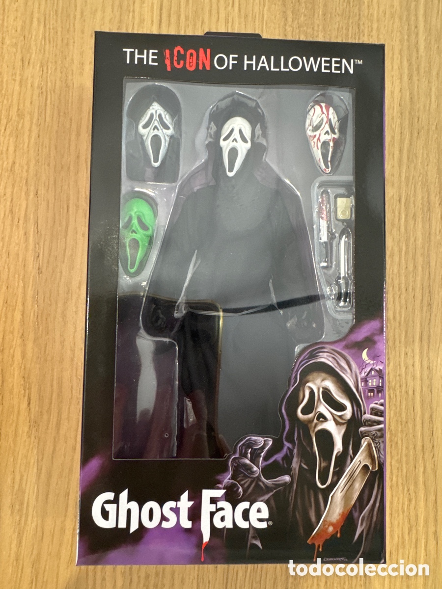 Figuras de acci&oacute;n: Figura Scream Ghostface con Ropa Retro NECA