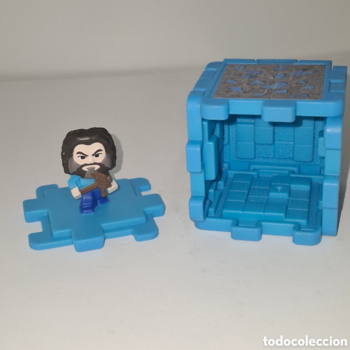 Figuras de acci&oacute;n: CUBO AZUL MINECRAFT HAPPY MEAL MCDONALD'S PREMIUM MCDONALDS